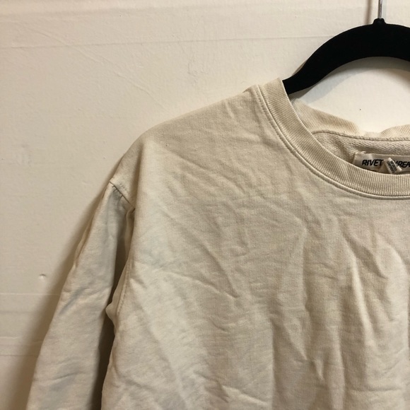 Rivet & Thread White Sweater - Picture 2 of 2